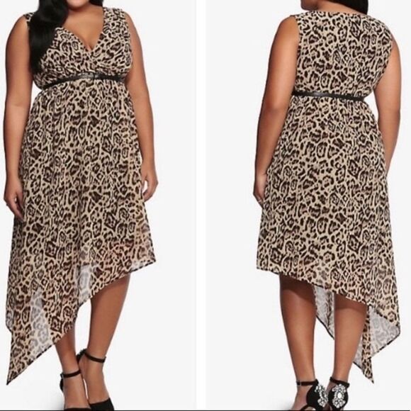Torrid Plus Size Leopard Print V Neck Asymmetrical Handkerchief Hem Dress Size 3 - Picture 1 of 11